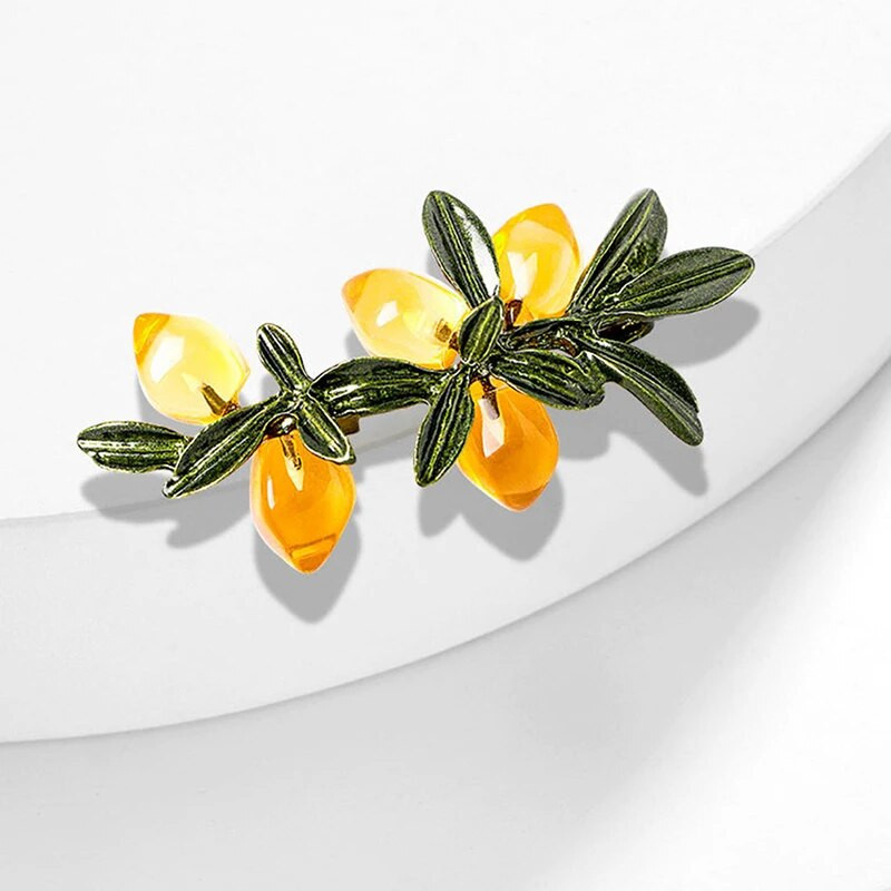 1 tk Vintage Naiste Roheline Värv Email Marja Prossid Taimne Sari Märgid Nööpnõelad Naiste riided Kampsun Korsage Pandla Ehted Kingitus