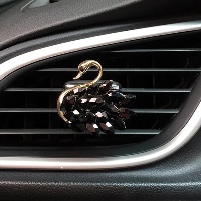 Autokristallide teemantidega naastudega Swan õhu väljalaskeklamber auto aroomiteraapia auto sisekujundus naiste auto parfüümi õhu väljalaskeava