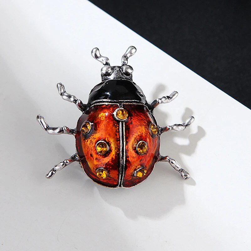 1 gab. Vintage emaljas vaboles saktas Septiņu zvaigžņu mārītes piespraude Sieviešu Mētelis Apģērbi Rotaslietas Ballīšu aksesuāri