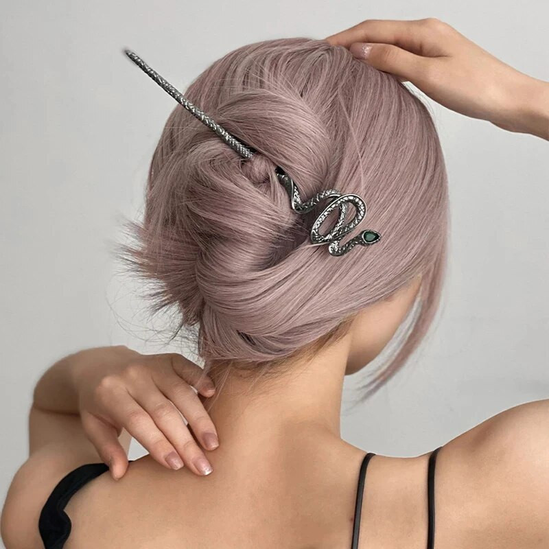 Uus Snake Juuksenõel Juuksepulk Kerimisnöör lõime Roheline Rhinestone Metal Punk Peakatted Juukseaksessuaarid Naistele Ehted Kingitused