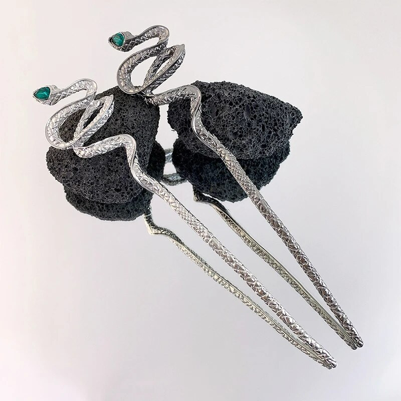 Uus Snake Juuksenõel Juuksepulk Kerimisnöör lõime Roheline Rhinestone Metal Punk Peakatted Juukseaksessuaarid Naistele Ehted Kingitused