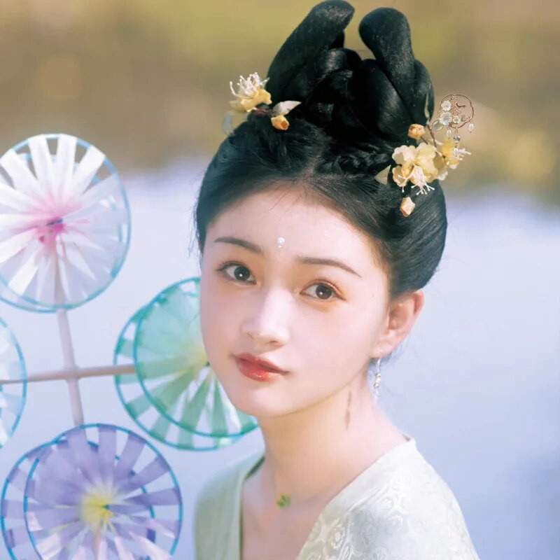 Vintage hiina stiilis pikad tutiga juuksenõelad Hanfu peakate Naiste lilled samm raputus Juuksepulgad Juukseehted Juuksepulgad Ehted