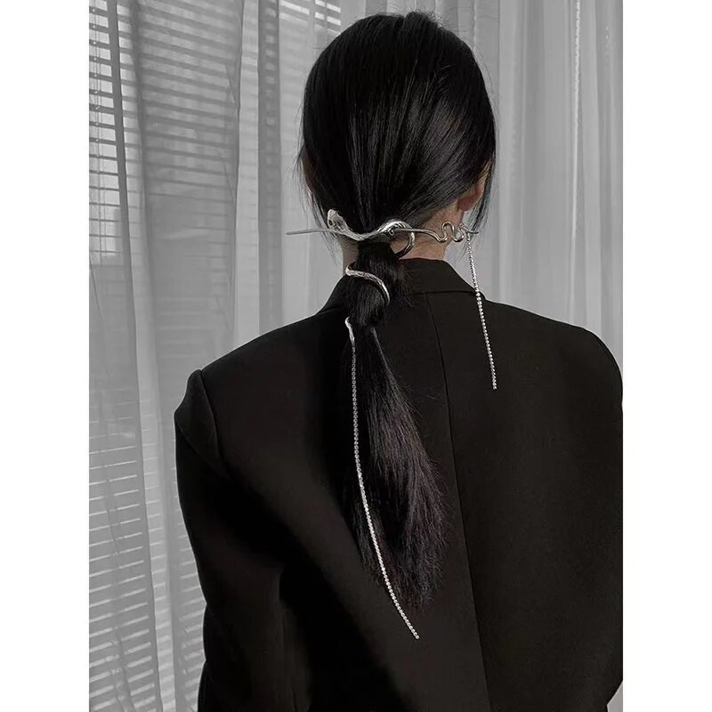 Μαλλιά φουρκέτα ραβδί τυλίγματος σπάγγος στημόνι μακριά φούντα Rhinestone Metal Punk Headwear Αξεσουάρ μαλλιών για γυναίκες Δώρο κοσμήματος