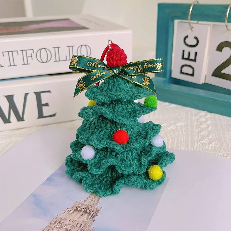 Jauks tamborēts Ziemassvētku eglītes automašīnas kulons, Ziemassvētku eglītes tamborējums automašīnu dekorēšanai, automašīnas rotājums aizmugurējā skata spoguļa piekārtiem piederumiem