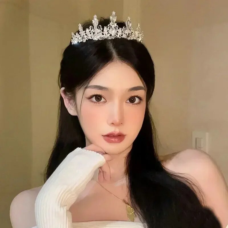 Elegantsed pruudikroonid ja tiaarad Peapael Peapael Pruudi kristallkroon Pulmapidu Naine Mood Juukseaksessuaarid Ehted