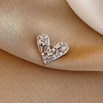 1PC Модни брошки с V-образни кристали с любовно сърце за жени Парти облекла Бижута Аксесоари Подаръци