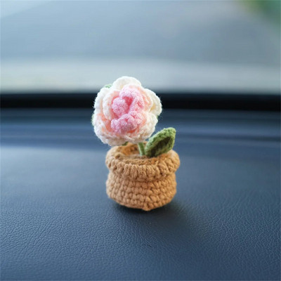 Käsitsi kootud minipotti auto lilleehted punutud päevalill tulbi auto keskkonsool lille ripats auto sisekujundus