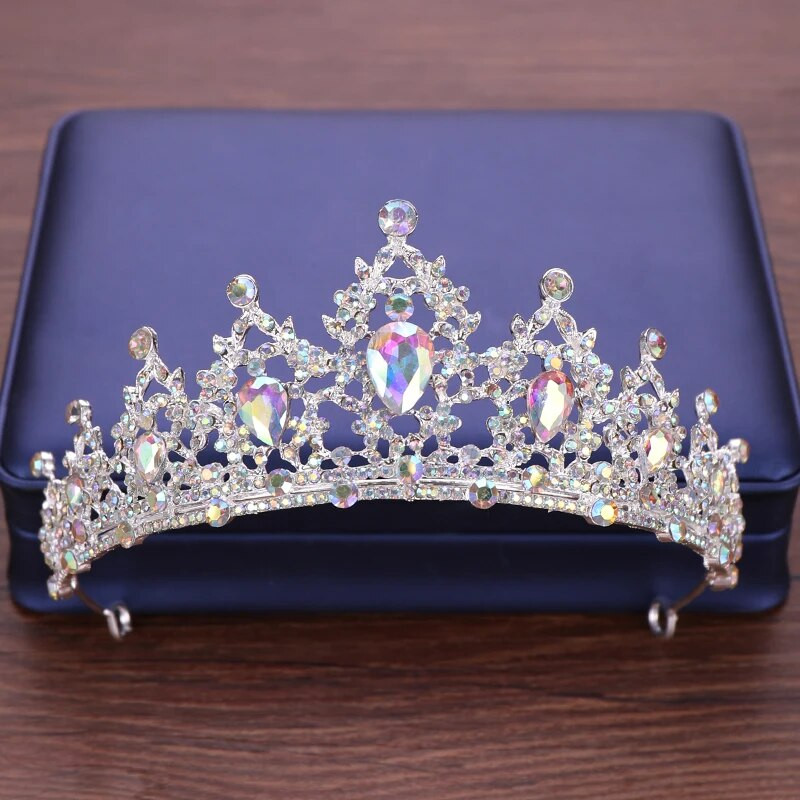 Pulmajuuksed Tiaara kristallist pruudi tiaara kroon hõbedase värvi diademloor tiaarad pulmajuukse aksessuaarid peakatted pea ehted