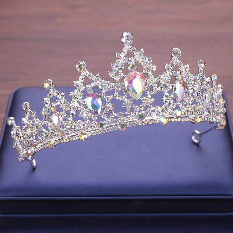 Pulmajuuksed Tiaara kristallist pruudi tiaara kroon hõbedase värvi diademloor tiaarad pulmajuukse aksessuaarid peakatted pea ehted