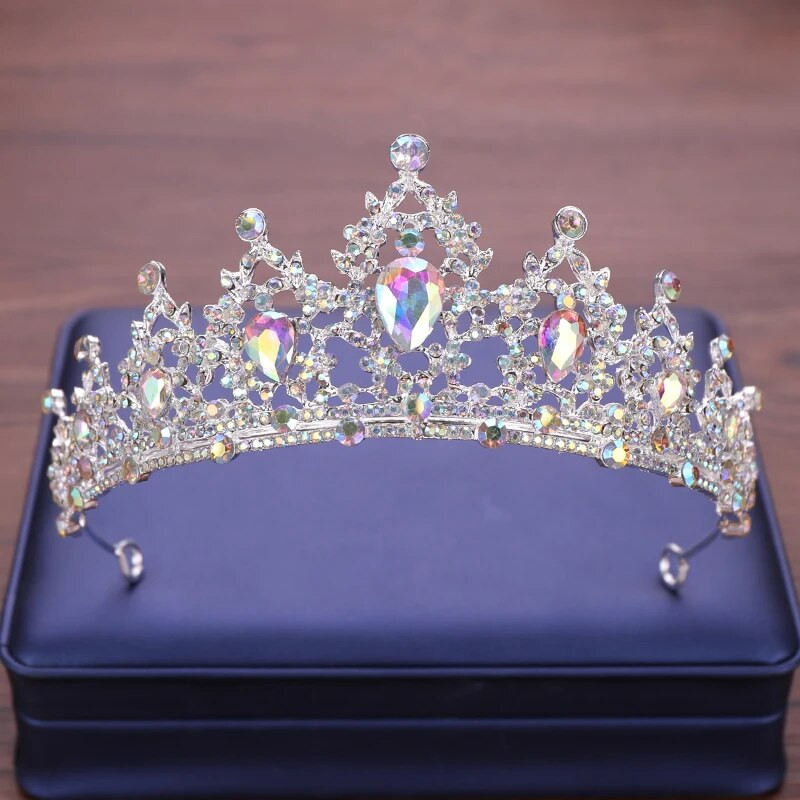 Pulmajuuksed Tiaara kristallist pruudi tiaara kroon hõbedase värvi diademloor tiaarad pulmajuukse aksessuaarid peakatted pea ehted