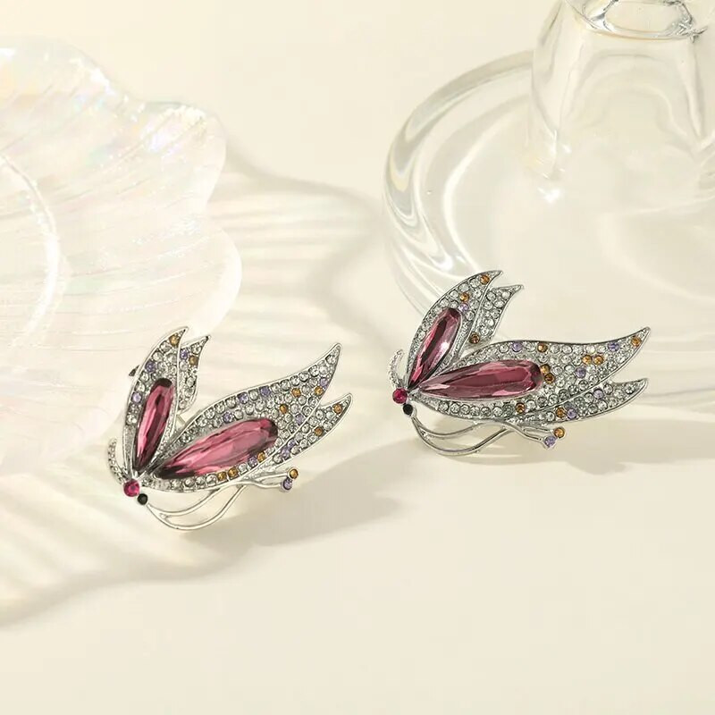 2 tk imitatsiooniga valge kullavärvi pross meestele ja naistele korssilillast kristallklaasist juhusliku komplektiga kivist ehteid