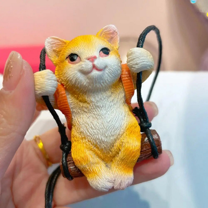 1 rinkinys Creative Swing Cat kvapiųjų medžiagų su Aromaterapijos kuprinės dervos Swing Cat automobilio galinio vaizdo veidrodžio pakabuko interjero priedais