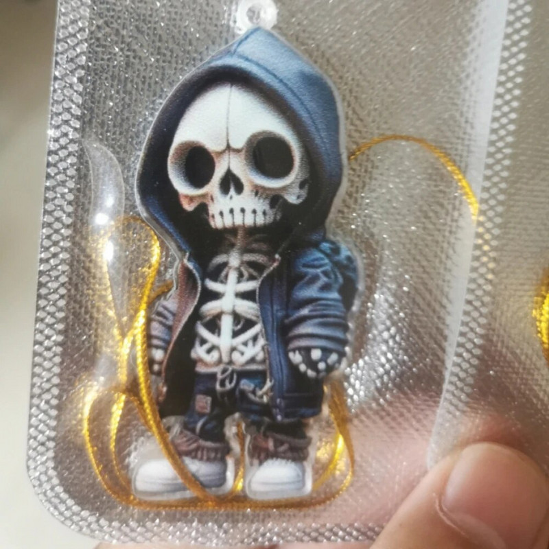 Automašīnas ornaments, akrila skelets, figūriņas, atpakaļskata spogulis, piekarināms šūpoļu kulons, auto ieveidošana, salona aksesuāri