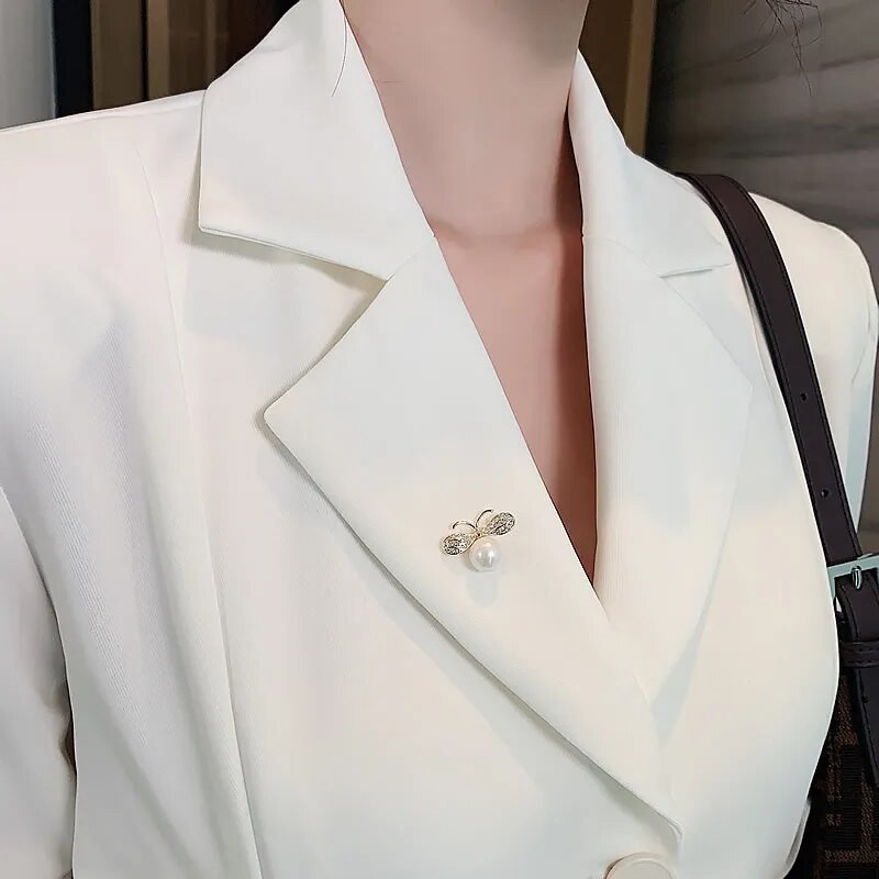 Väikesed mesilased prossid Pärlid putukapross naistele õrn kristallist kivist nõel tüdrukule armsad ehted hulgikingitused