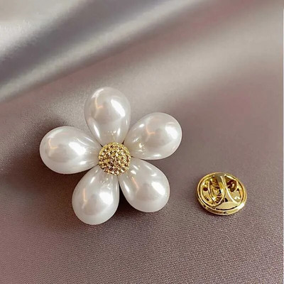 Uus pärlikivist pärgiga liblikpross naistele Barokne trendikas elegantne ringikujuline lehtedega pross, peo pulmakingitus