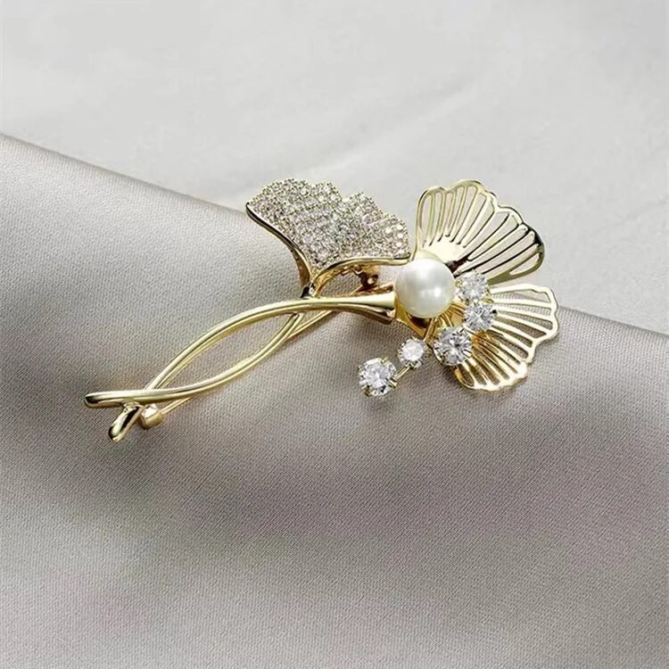 Golden Ginkgo Biloba Corsage Pin Pross Naistele Micro Pave Tsirkoon pärlitest ehted Aksessuaarid Ilu kingitus