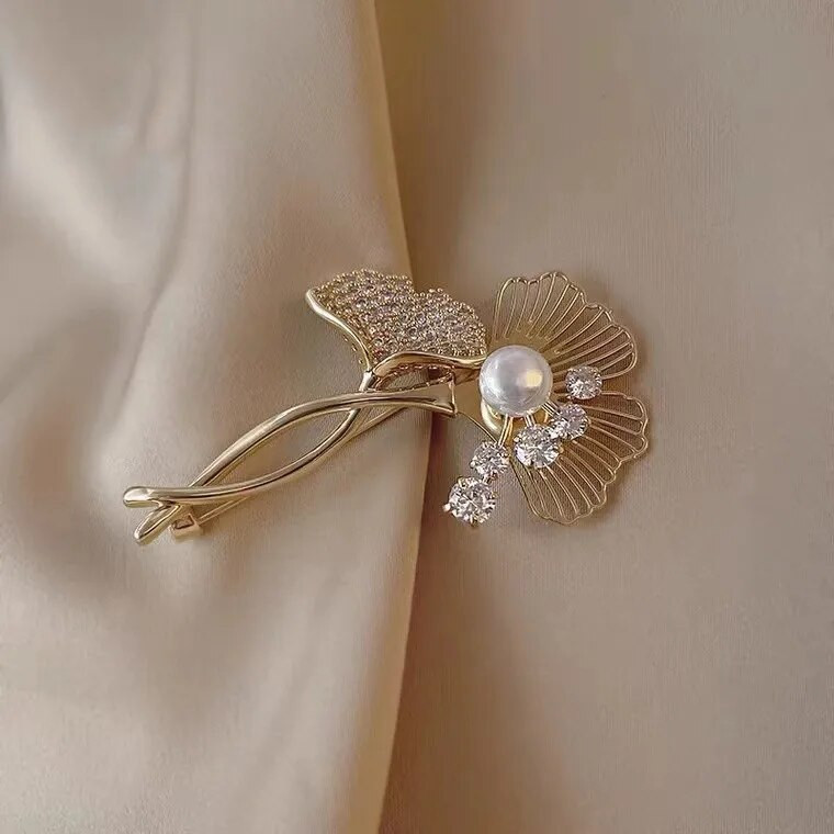 Golden Ginkgo Biloba Corsage Pin Pross Naistele Micro Pave Tsirkoon pärlitest ehted Aksessuaarid Ilu kingitus