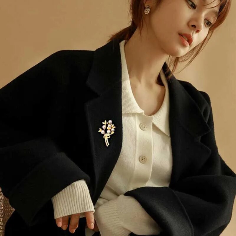 Luksuslik tsirkoonist pross naistele Naiste kimp Pärlite nööpnõelad Prossid Peo pulmarõivad Aksessuaarid Ehted Kingitused