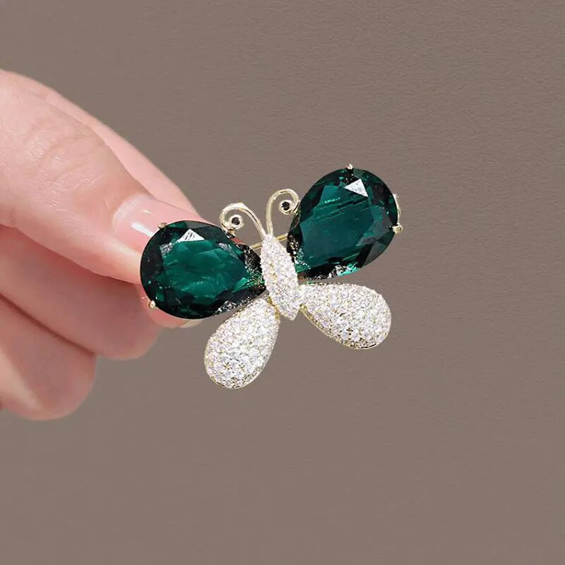 Rohelisest kristallist liblikast prossid naistele Mood Elegantne korsaaž tsirkoonist pross Kleit Luksuslikud ehted Aksessuaarid Peokingitused