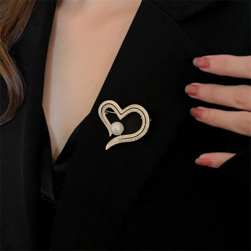 Marškinėliai Širdelė Šalikas Sagės Krištolinis Šilkas Šalikas Sagtis Sagė Šalikas Žiedas Užsegimas Šalikai Užsegimas Surištas sagų segtukas Priedai