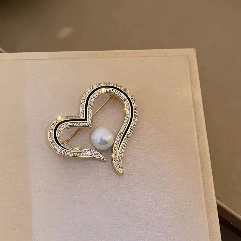 Marškinėliai Širdelė Šalikas Sagės Krištolinis Šilkas Šalikas Sagtis Sagė Šalikas Žiedas Užsegimas Šalikai Užsegimas Surištas sagų segtukas Priedai