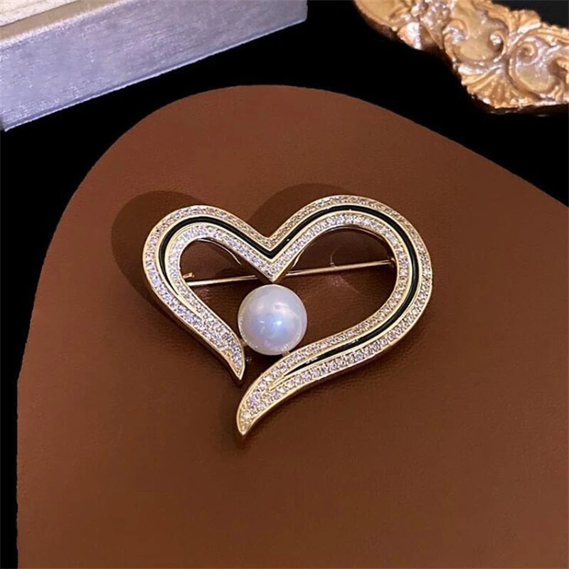 Marškinėliai Širdelė Šalikas Sagės Krištolinis Šilkas Šalikas Sagtis Sagė Šalikas Žiedas Užsegimas Šalikai Užsegimas Surištas sagų segtukas Priedai