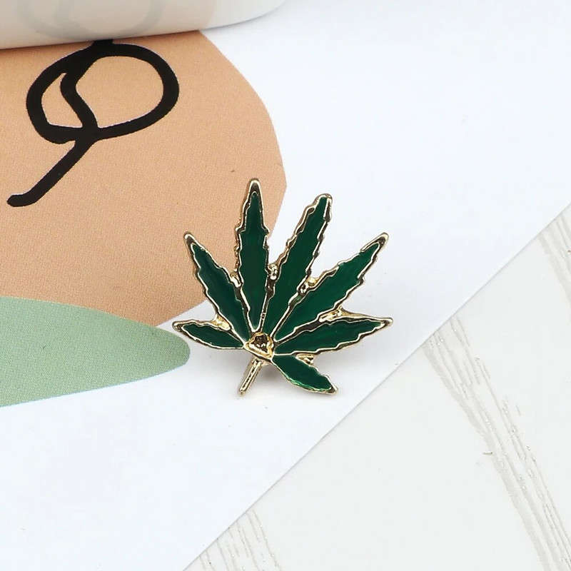 Medžio lapų emalio smeigtukas Žali lapai Sagė Džinsinės striukės Kuprinė Atvartas Natūralus ženklelis moterims Vyrams Animacinių filmų aksesuarai Dovana