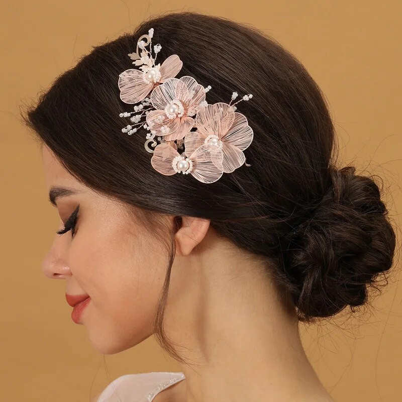 Pruudi pulmajuuksekammid kulla/hõbeda värvi sulamist lilledega juuksenõelaklambrid naistele sünnipäevapeoks, peaehe pruutneitsi juustest ehted
