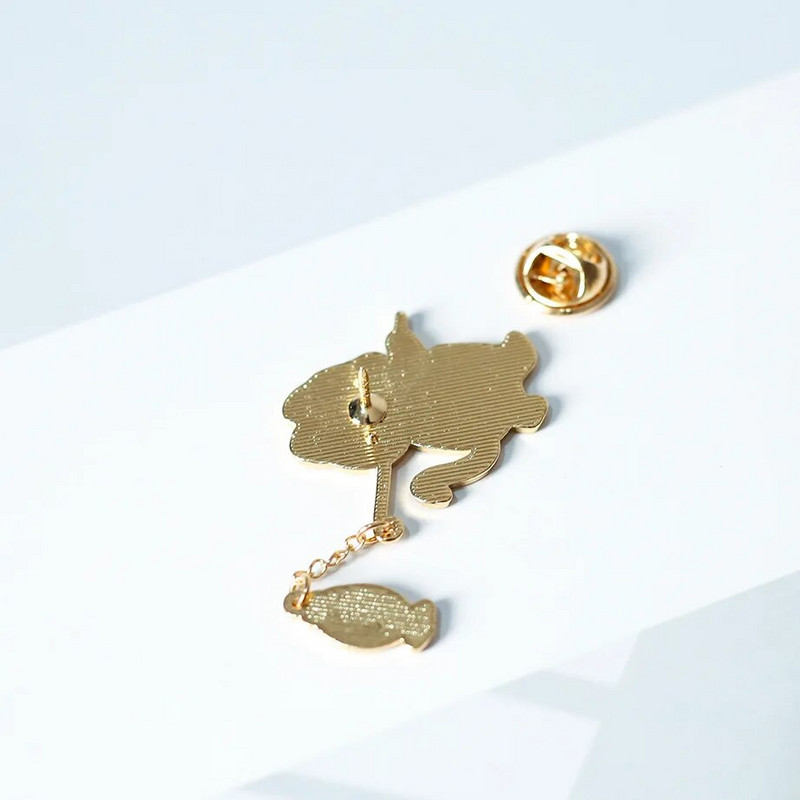 Uus mood Loominguline kassipüügi disain Metallist emailist pross Multifilm Armas loomade märginõel Parima sõbra kingituseks mõeldud ehete aksessuaarid