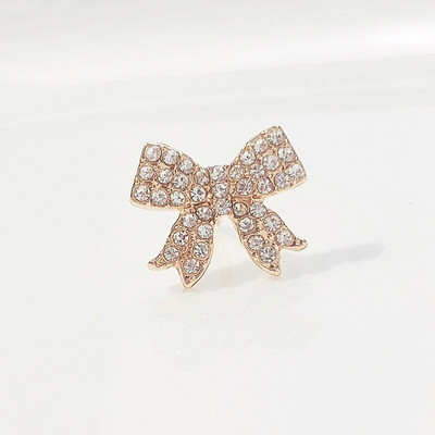 Opalno zelena broš s djetelinom s četiri lista Romantični nakit Dodaci Šarm Rhinestones Riba Mačka Krila Mašna Igla za rever Pokloni za djevojke