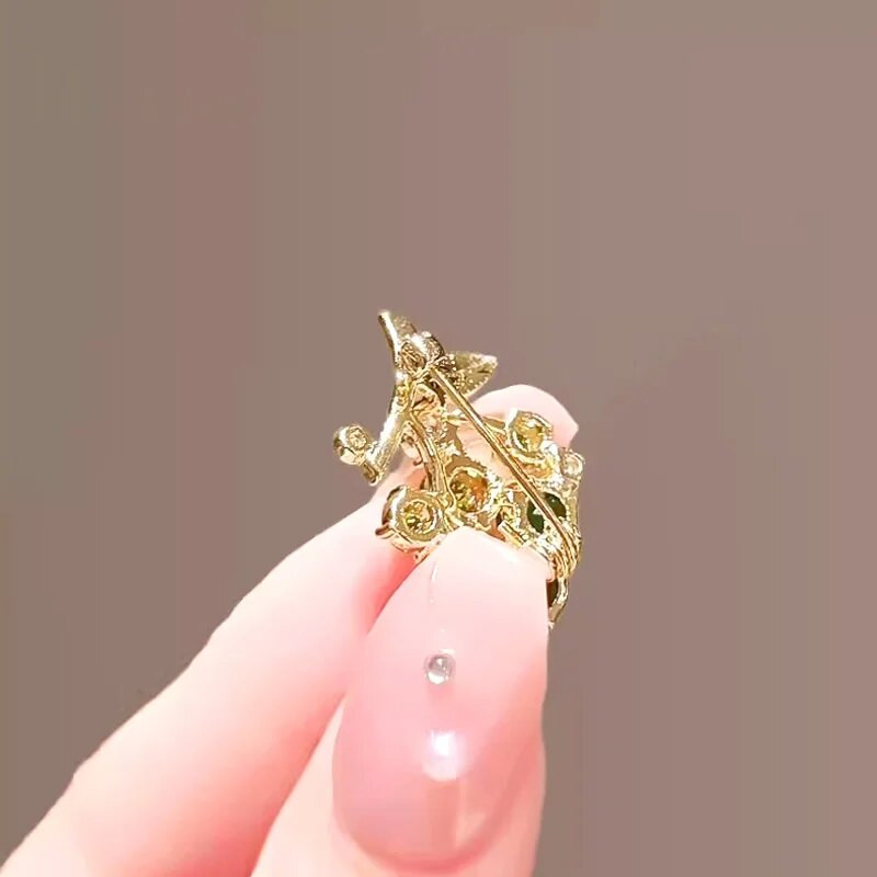 Novo voće, grožđe, ljubičasta broš igla, ženski temperament, voćne igle za revere, ženski kaput, bedž, modni nakit, darovi