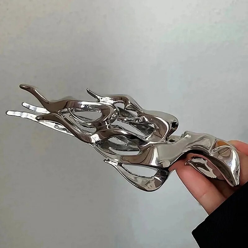 2022. aasta punk metallist juukseklambri nišš disain, metallist tuule tunnetus, suur haardeklamber Sense of Light Luksuslik hai klamber