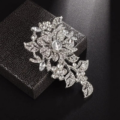 Rhinestones pāvs saktas sieviešu luksusa apģērbu aksesuāri Eleganta banketu kāzu rotaslietas sieviešu piespraudes