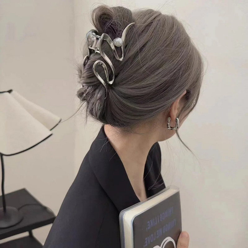 Pearl Metal Big Hair Caws Ebaregulaarne kaarjas joon naistele Tüdrukutele Trendikas Punk Party Ehted Kingitus 2023 UUS INS Juukseaksessuaarid