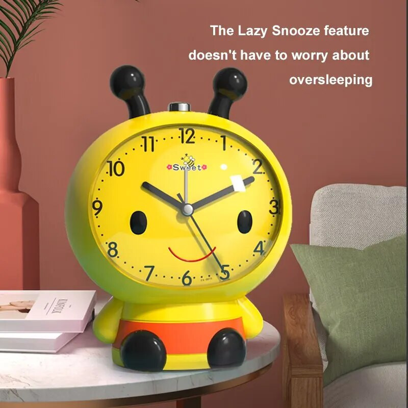 2023. aasta uus äratuskell, üliõpilaste eriline äratus, artefakt, multifilm Tugev ärkamine väikese magamistoaga laste ja tüdrukute ühiselamu