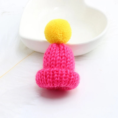 25 värvi Mini Armsad Mütsid Pins Värviline Kootud Müts Pross Juuksepall Kaunista Mantel Riidest Riidemärk Ehted Kingitus jõuludeks uusaasta