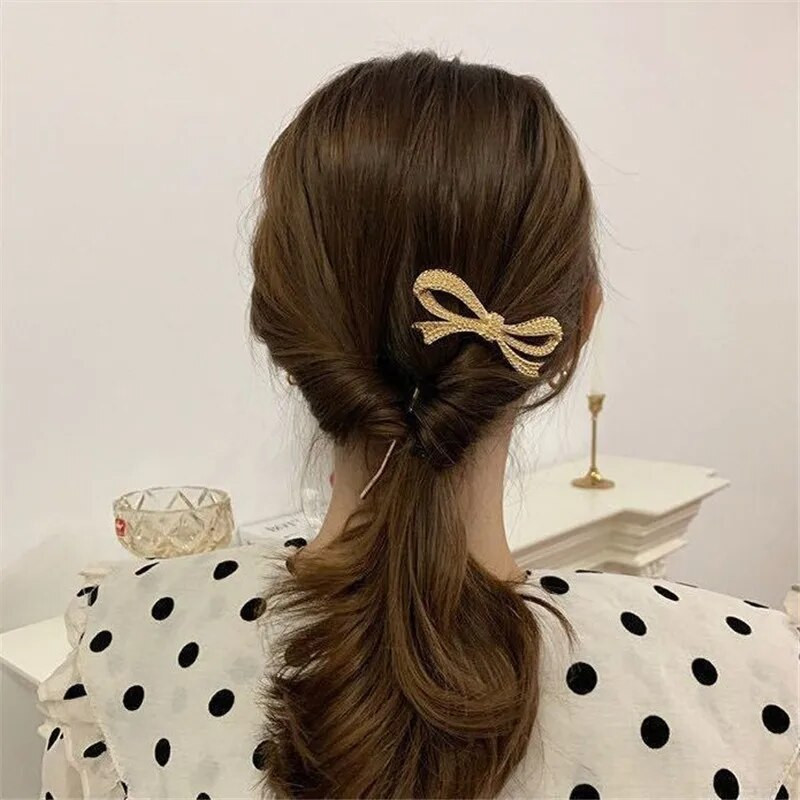 Õrn U-kujuline juuksenõel naistele Tüdrukutele Pruut Bowknot Juuste kujundamise tööriistad Metallist kinnitusklambrid Kuklite valmistamise tarvikud