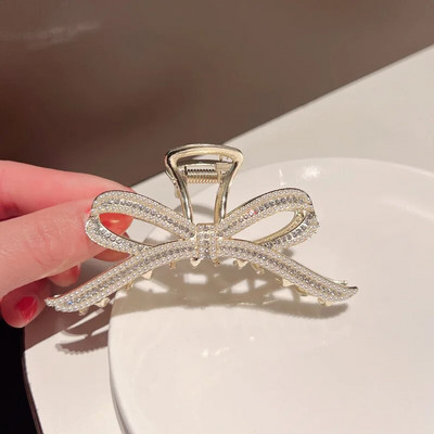 Novo elegantno pokrivalo za glavu s leptir kravatom u stilu vodenog dijamanta od bisera i morskog psa sa kopčom za kosu na stražnjoj strani