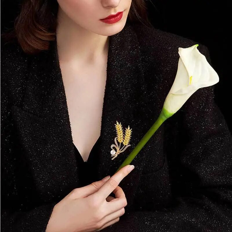 Luksuslik kuupmeetrist tsirkoonist nisukõrva pross kaelarihma nööpnõelad naistele nööpnõelad riided pannal päevalill naiste prossid ehted korsaan