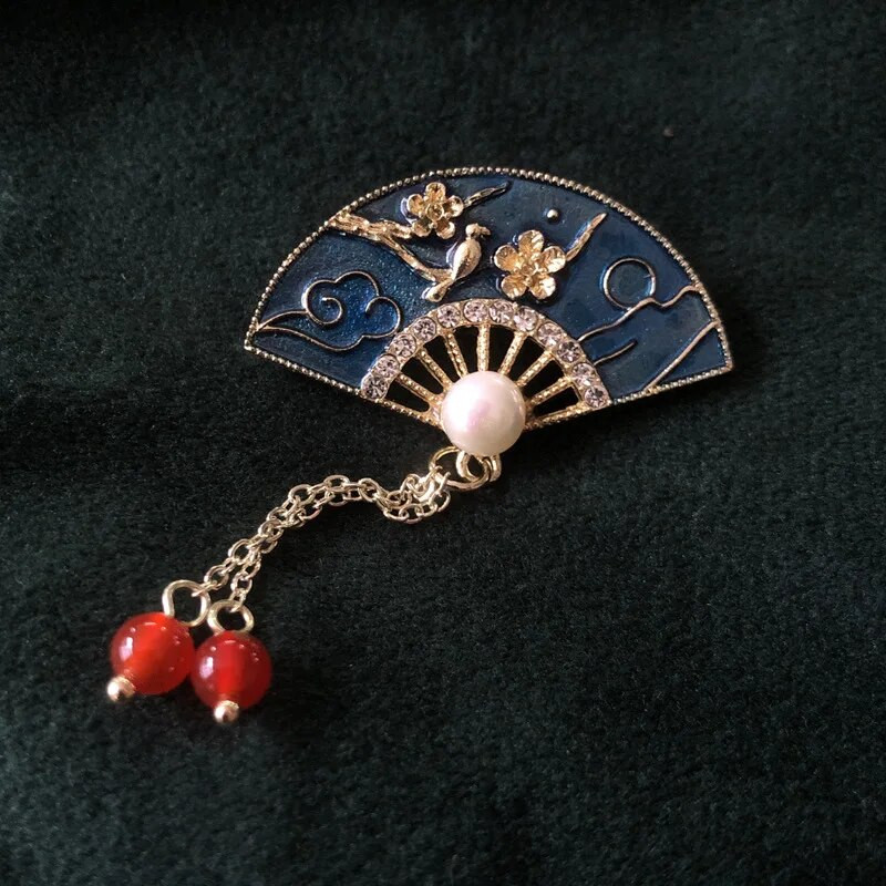 Dmari sievietēm piespraude Vintage ķīniešu atloka piespraudes Emalja salokāma ventilators Fhoneix nozīmīte pērļu gliemežvāka Rhinestone luksusa aksesuāri rotaslietas