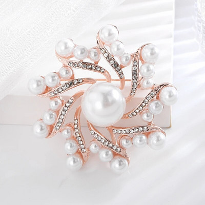 Dmari Γυναικεία καρφίτσα Πανέμορφη καρφίτσα πέτο Vintage στεφάνι Μεγάλο μαργαριτάρι πεσμένα φύλλα σήμα Αξεσουάρ για ρούχα Πολυτελή κοσμήματα