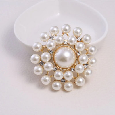 Dmari Γυναικεία καρφίτσα Πανέμορφη καρφίτσα πέτο Vintage στεφάνι Μεγάλο μαργαριτάρι πεσμένα φύλλα σήμα Αξεσουάρ για ρούχα Πολυτελή κοσμήματα