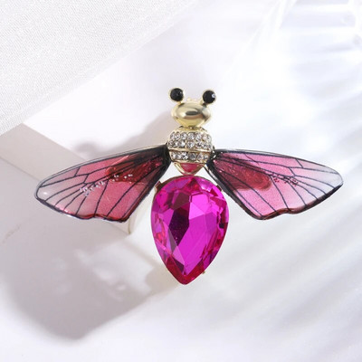 Dmari naiste pross kuningsinised nööpnõelad Armsad haldjas putukad kristallist tiibadega revääritiibadega peoaksessuaarid Luksuslikud riideehted