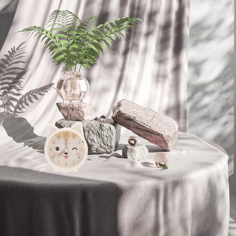 Avaleht Digitaalne äratuskell Vikerkaar äratuskell Tüdrukule äratuskell Kassi äratuskell Töölaud Armas kõrvaklapp Lauakell