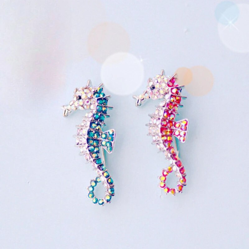 Hotsale Beautiful Blue Crystal Rhinestone Seahorse Καρφίτσα για Γυναικείες Παλτό ζωικής καρφίτσας Αξεσουάρ καρφίτσας κοσμημάτων