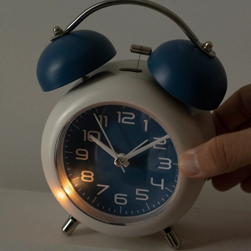 Δημιουργικό μεταλλικό Ξυπνητήρι με διπλό κουδούνι Διακοσμητικά κομοδίνου με μπαταρία για διακόσμηση γραφείου τάξης σπιτιού Το καλύτερο δώρο
