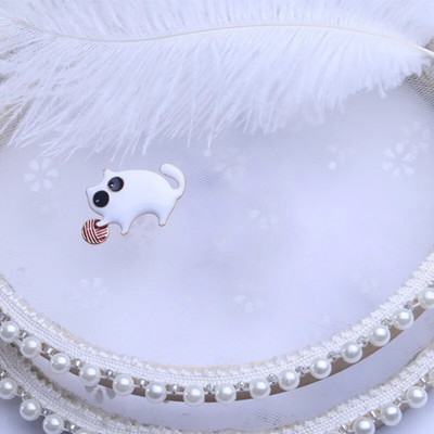 Kassi loomapidu vabaaja prossinõelad Armsad väikesed paksud mänguprossid naiste sulamist emailiga