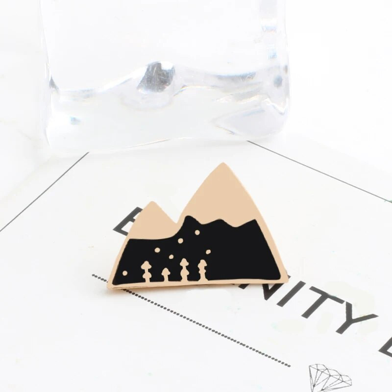 5Pcs/Set Slatke Pande Emajl Broševi Igle Smiješne Velike Oči Mačke Crtić Lazy Mews Black Mountain Značke Traper Nakit Poklon za djecu