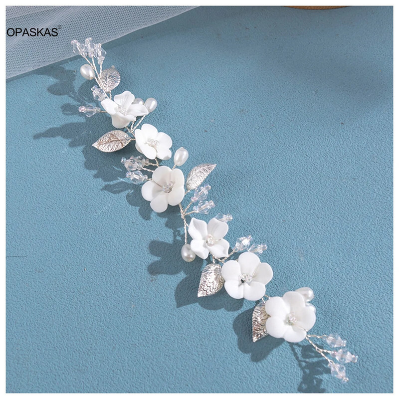 Λευκή φλοράλ λουλουδάτη χτένισμα γάμου Αξεσουάρ για μαλλιά Νυφική τιάρες για γυναίκες Πέρλες κρύσταλλο κορδόνι για μαλλιά Μοντέρνα κοσμήματα Novia 2023