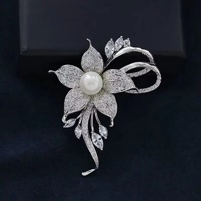 Vintažinės aukso spalvos dengtos gėlių segės moterims Vestuvių Kalnų krištolinis puokštė Bijoux Pins Drabužiai Papuošalai Priedai